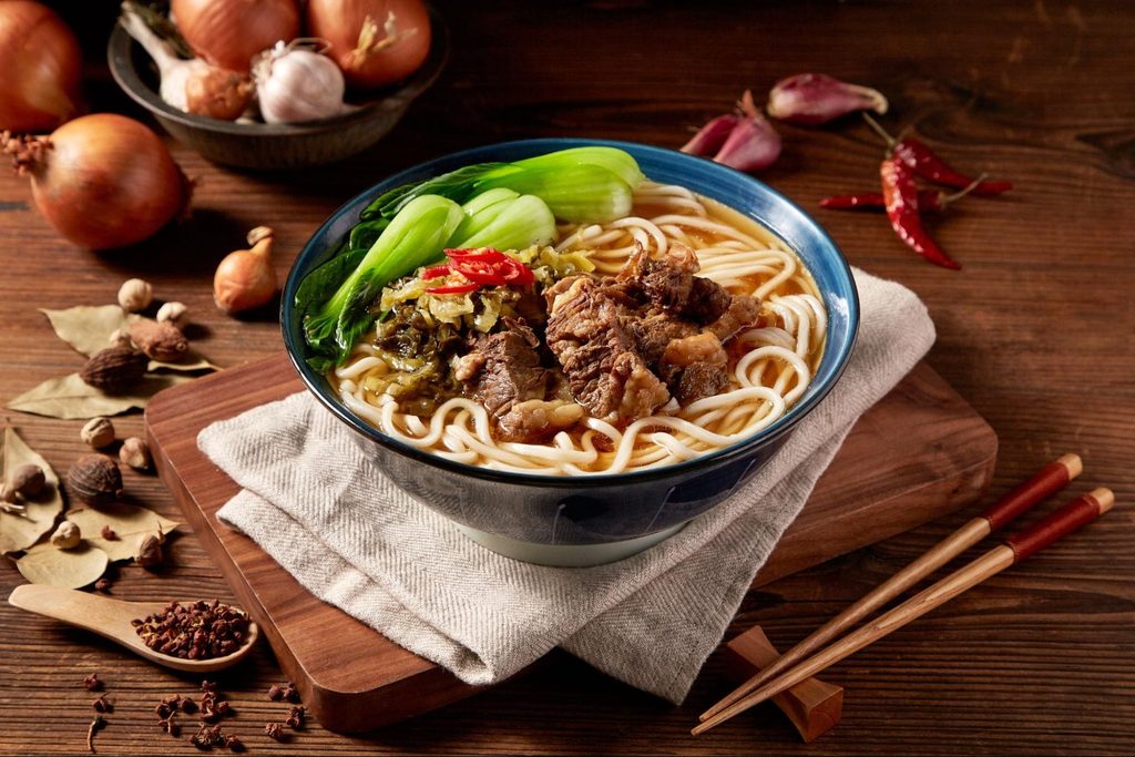 中式風味料理包推薦：【蔣府宴】紅燒牛肉麵
